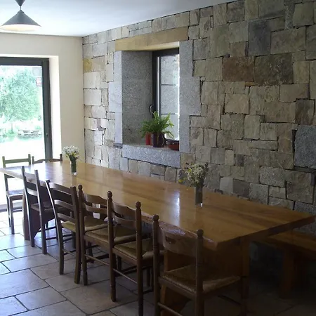 Le Gevaudan Bed and Breakfast *